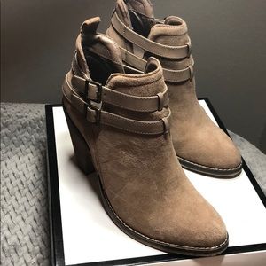 Nine West booties